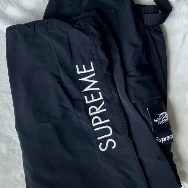 [BUNJANG] Supreme x The North Face Cargo Pants (Size M) / 슈프림X노스페이스 카고팬츠 M