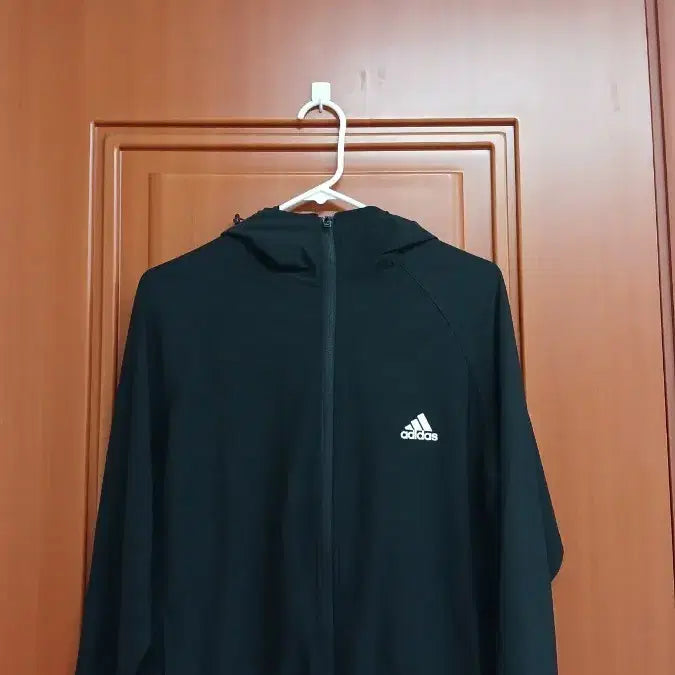 [BUNJANG] Adidas Hooded Zip-Up Jacket Black / 아디다스 후드 집업 블랙