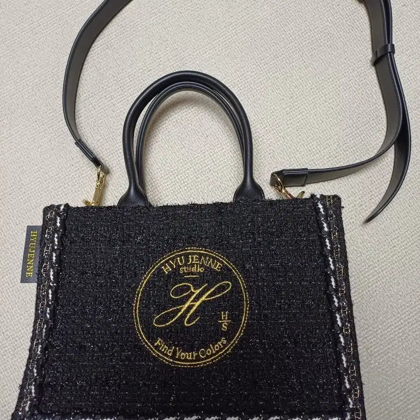 [BUNJANG] Huizenne Studio Tweed Tote Bag Black / 휴젠느 스튜디오 트위드 토트백 블랙