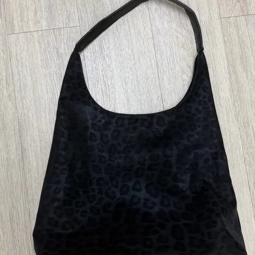 [BUNJANG] Leopard Pattern Handbag / 레오파드 가방