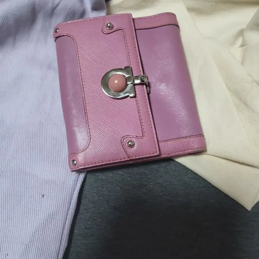 [BUNJANG] Salvatore Ferragamo Long Wallet Pink / 페라가모 장지갑 핑크
