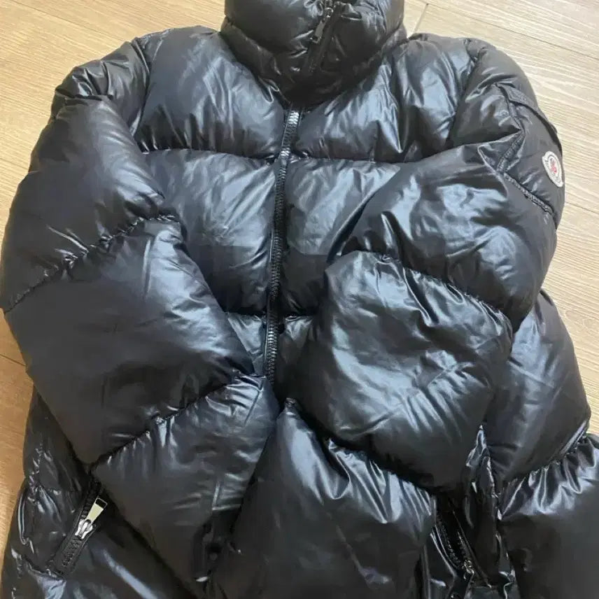 [BUNJANG] Moncler Loirac Down Jacket Black / 몽클레어 루줄레 패딩 블랙 색상 판매합니다 S급