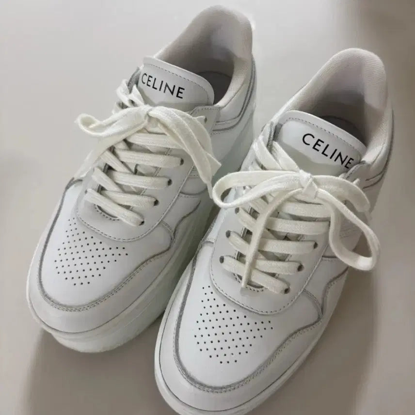 [BUNJANG] Celine White Platform Sneakers Size 36 / (정품) 셀린느 스니커즈 (36)