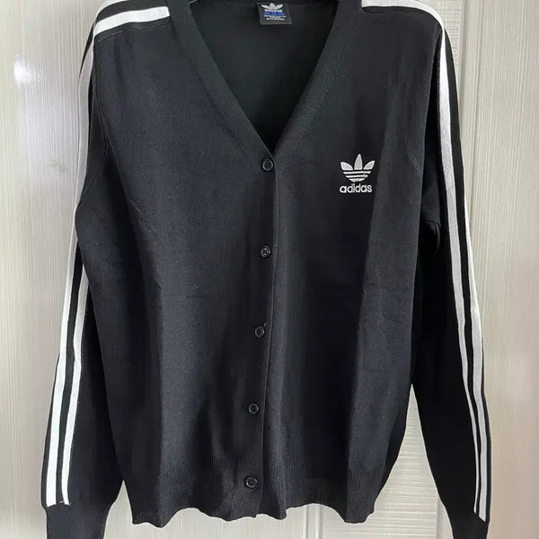 [BUNJANG] Adidas Women's V-Neck Cardigan / 아디여성브이넥가디건