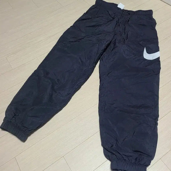 [BUNJANG] Nike Swoosh Training Pants Black / 나이키 스우시 트레이닝 팬츠 블랙