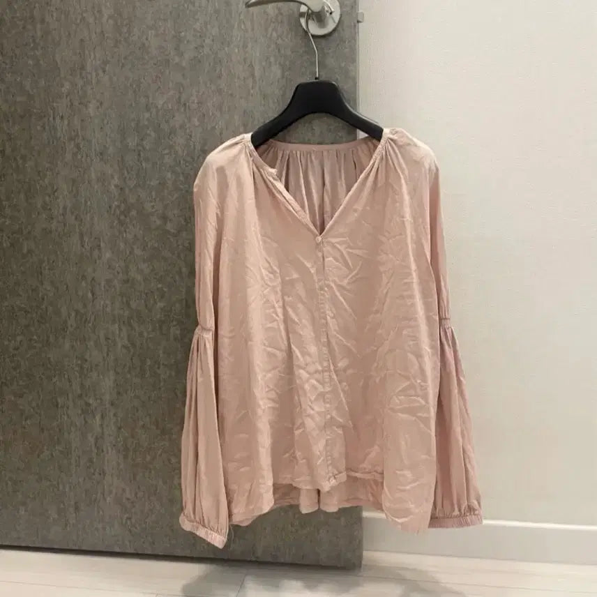 [BUNJANG] Light Pink Blouse / 연핑크블라우스