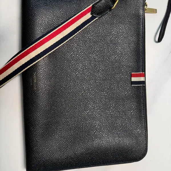[BUNJANG] Thom Browne Strap Clutch / (현대백화점 정품) 톰브라운 스트랩 클러치