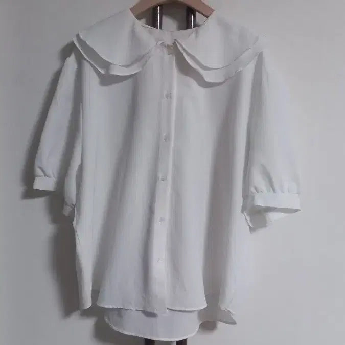 [BUNJANG] White Big Collar Blouse One Size (Fits 77-88) / 화이트 빅카라 블라우스 프리(77~88)