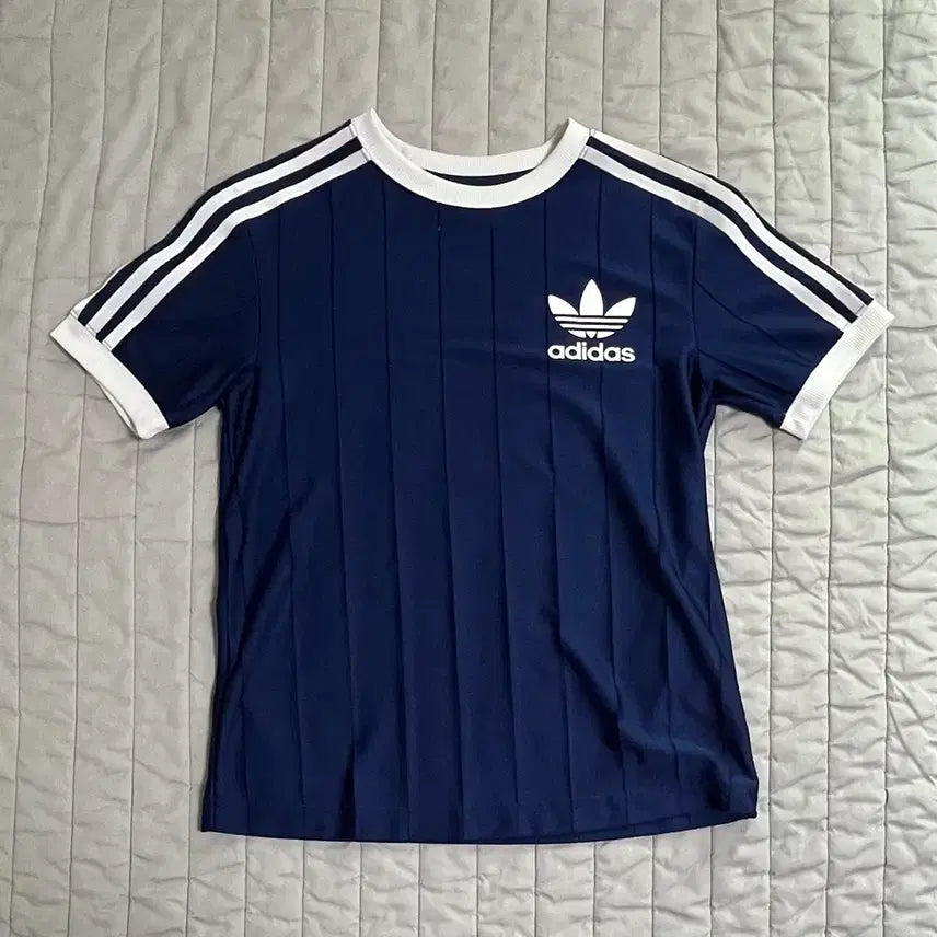 [BUNJANG] Adidas Short Sleeve T-Shirt / 아디다스 반팔티