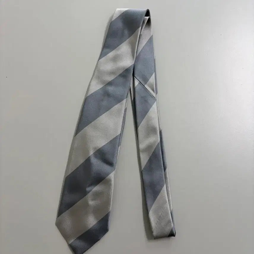 [BUNJANG] Louis Vuitton Vintage Silk Stripe Necktie / [정품] 루이비통 구형 실크 스트라이프 넥타이