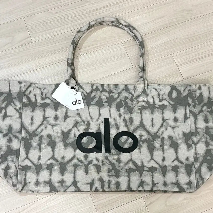 [BUNJANG] Alo Yoga Tie-Dye Pattern Tote Bag / 알로 요가 가방 토트백 타이 다이 패턴