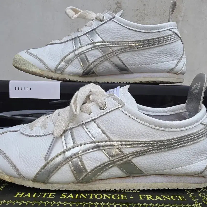 [BUNJANG] Onitsuka Tiger Mexico 66 White Silver / 오니츠카타이거 멕시코66 화이트 실버 225