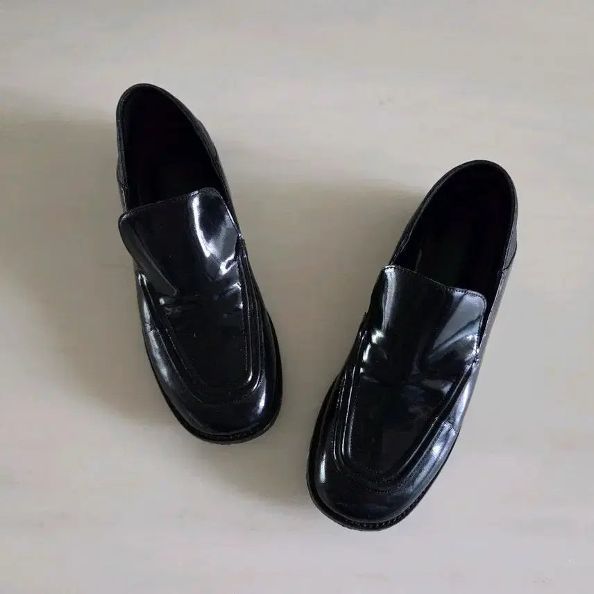 [BUNJANG] KUHO Black Patent Leather Loafers / 구호 KUHO 블랙 고급 유광 로퍼 (245-250)
