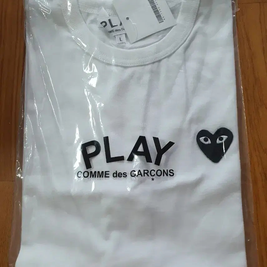 [BUNJANG] Comme des Garçons Play White Short Sleeve T-Shirt / 꼼데가르송 플레이 반팔 티셔츠 화이트L