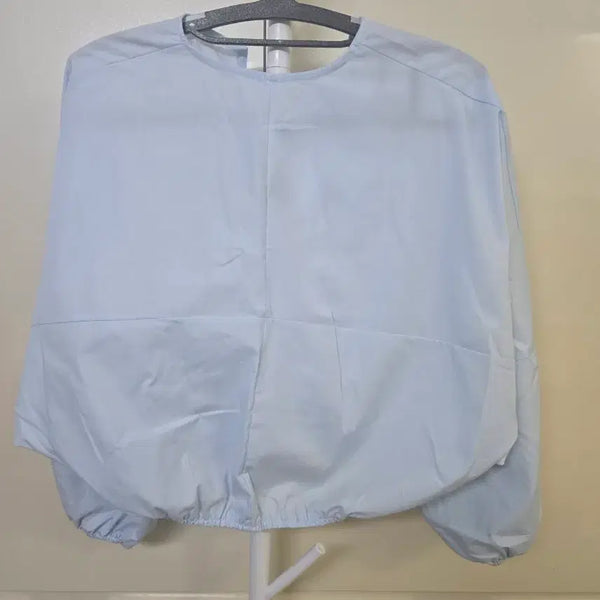 [BUNJANG] Light Blue Long-Sleeve Blouse / 하늘색 긴팔 블라우스