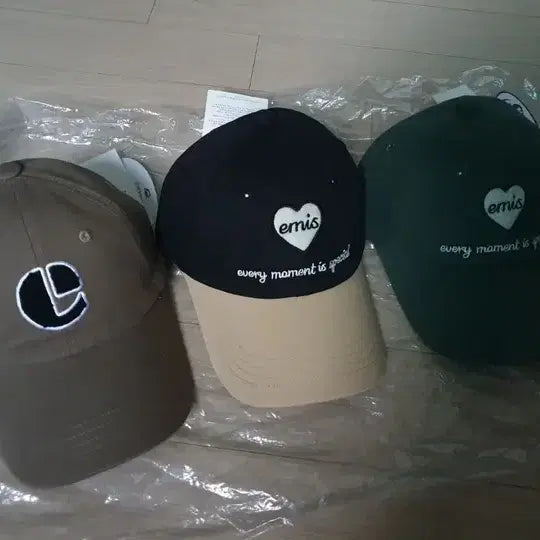 [BUNJANG] EMIS Ball Cap (Khaki/Black/Green) / (새상품) 이미스 모자_EMIS 볼캡(카키/블랙배색/그린)