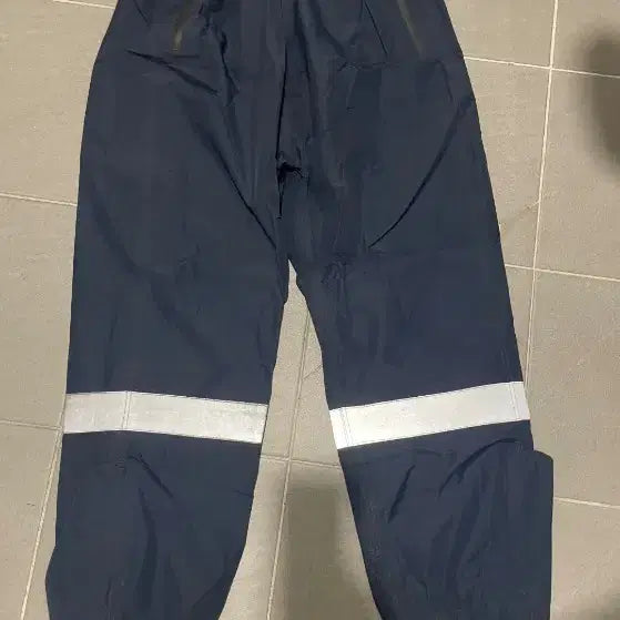 [BUNJANG] Navy Rain Pants (Size 100) / 100호)우비 바지 네이비