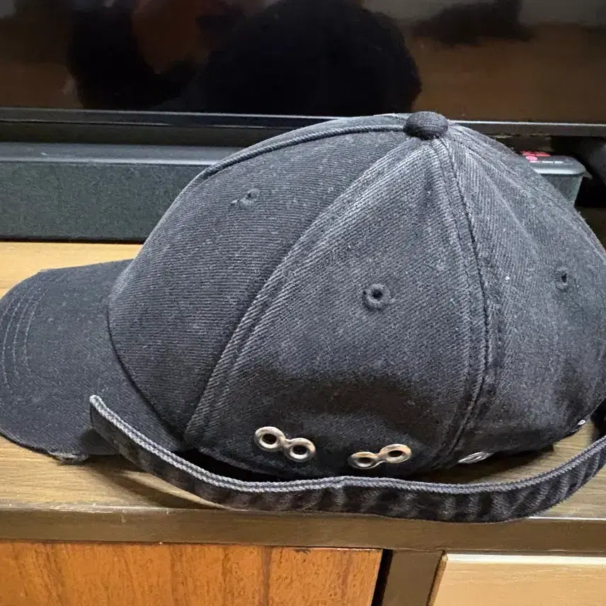 [BUNJANG] Diesel Black Washed Cotton Twill Baseball Cap / 디젤 흑청 볼캡 2사이즈