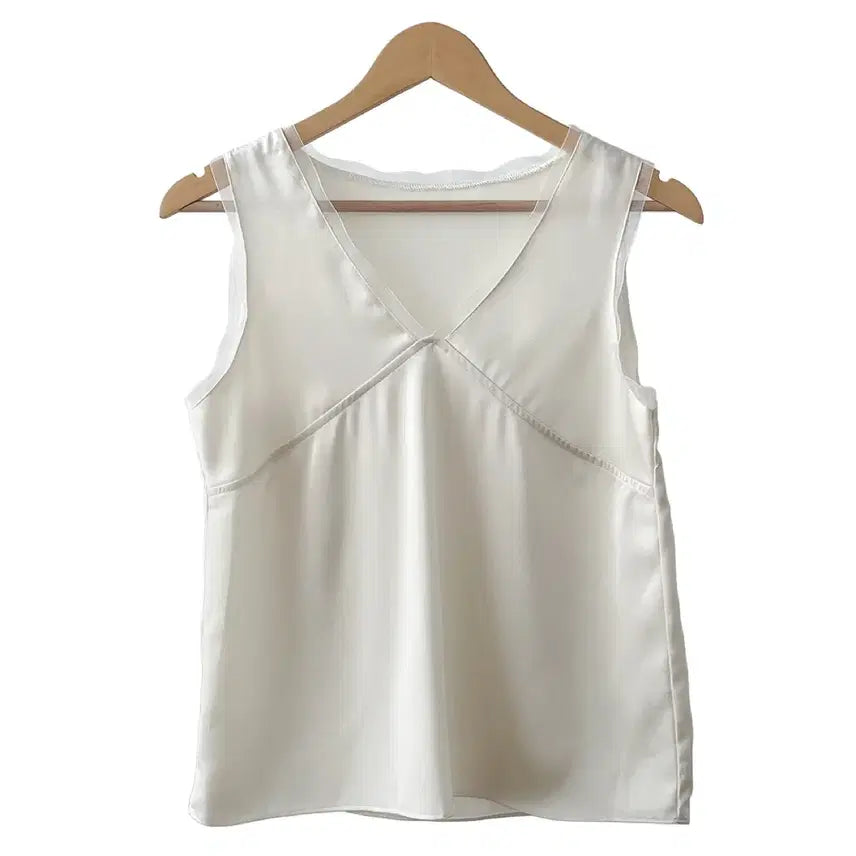 [BUNJANG] V-Neck Satin Camisole Blouse - Ivory / (새상품) 새틴 나시블라우스 아이보리 FREE