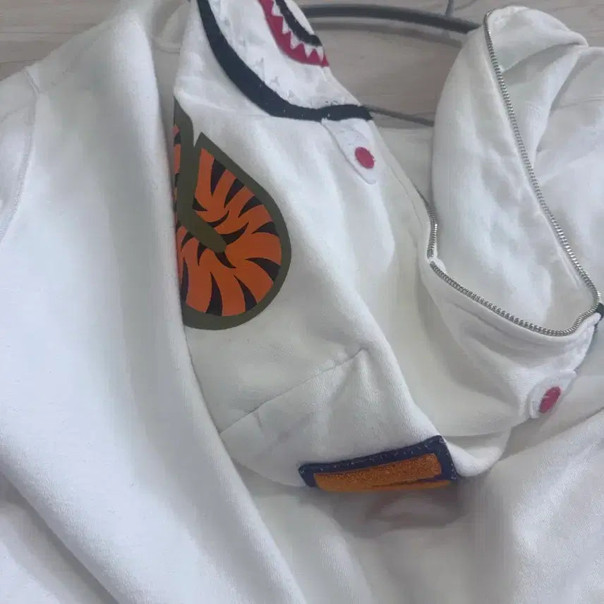 [BUNJANG] BAPE Full-Zip Hoodie Shark Teeth Tiger Camo / 베이프 후드집업