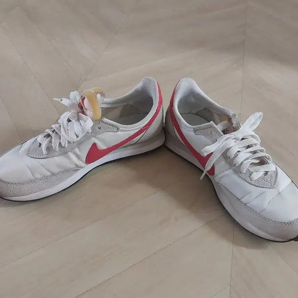 [BUNJANG] Nike Daybreak White/Red 240mm / 나이키 데이브레이크 흰색/빨간색 240