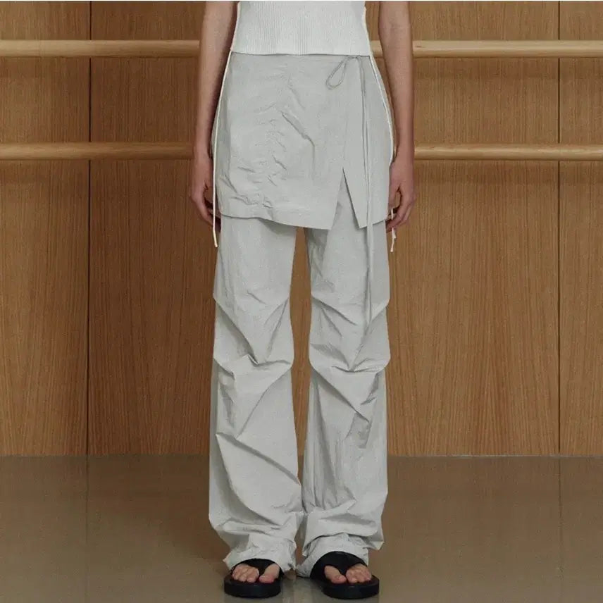 [BUNJANG] LE RAE LAB Skirt Two-Way Cargo Pants / LE  르 랩 스커트 투웨이 카고 팬츠