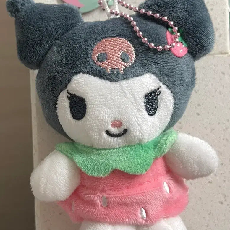 [BUNJANG] Sanrio Kuromi Strawberry Plush Keychain / 산리오 쿠로미 딸기 인형 키링
