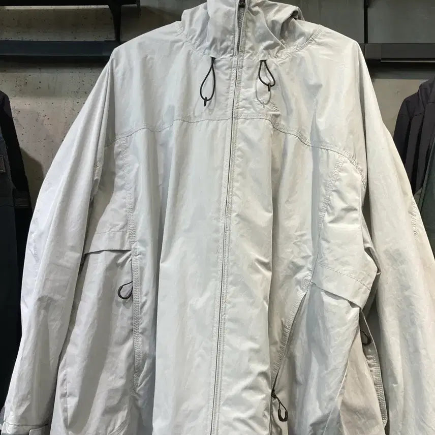 [BUNJANG] Oakley Windbreaker Jacket / 오클리 바람막이