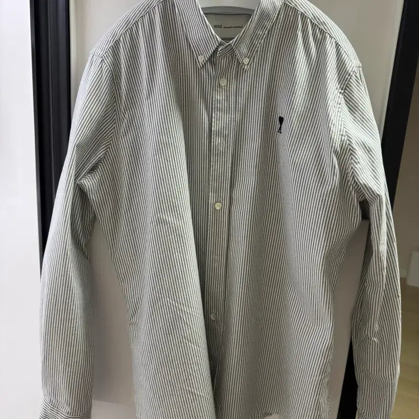[BUNJANG] AMI Paris 26SS Button Down Ami De Coeur Shirt / 아미/26SS 버튼 다운 아미 드 꾀흐 셔츠/40