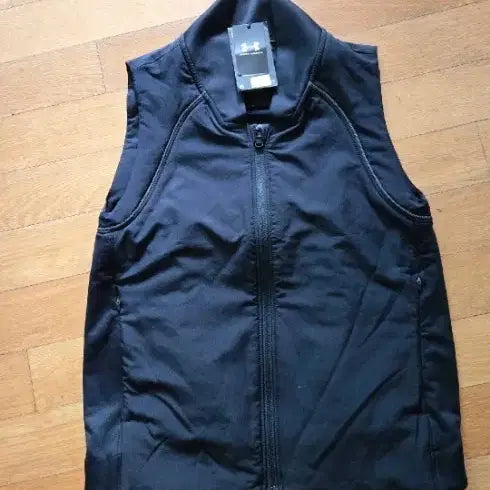 [BUNJANG] Under Armour Golf Vest - New / 언더아머 골프 조끼 새제품