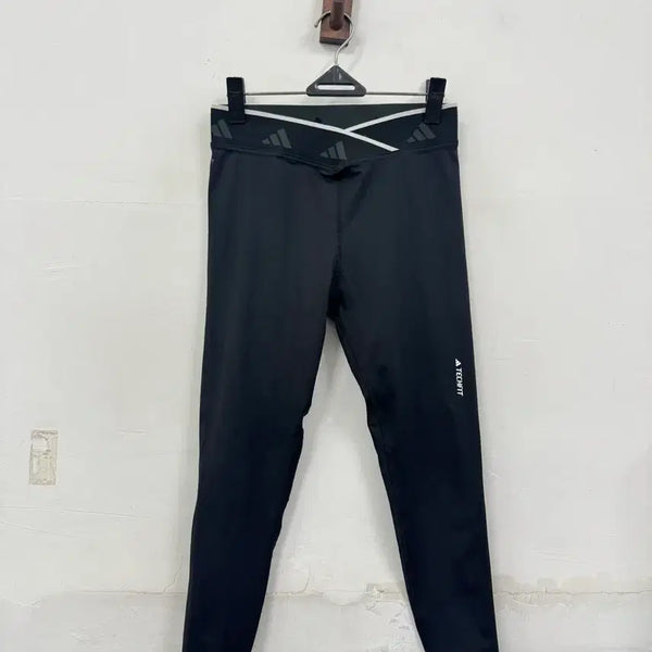 [BUNJANG] Adidas Women's Techfit Leggings / (S)아디다스 여자 테크핏 레깅스