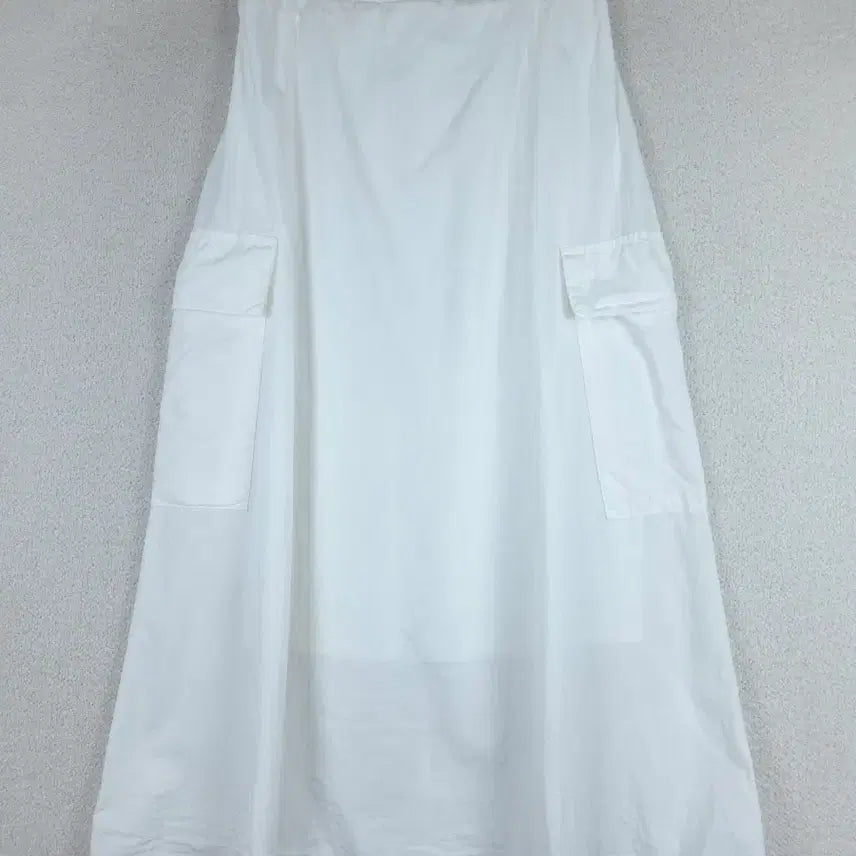 [BUNJANG] Women's White Cargo Long Skirt / 여성 화이트 카고 롱 스커트 (F)