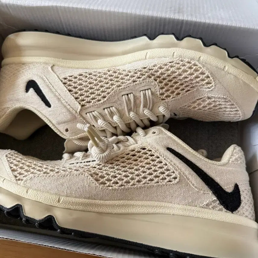 [BUNJANG] Nike x Stussy Air Max 2013 Fossil / 나이키 x 스투시 에어맥스 2013 파슬
