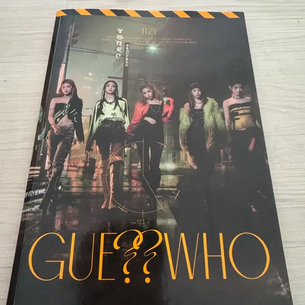 [BUNJANG] ITZY GUESS WHO Album / 있지 ITZY GUESS WHO 앨범