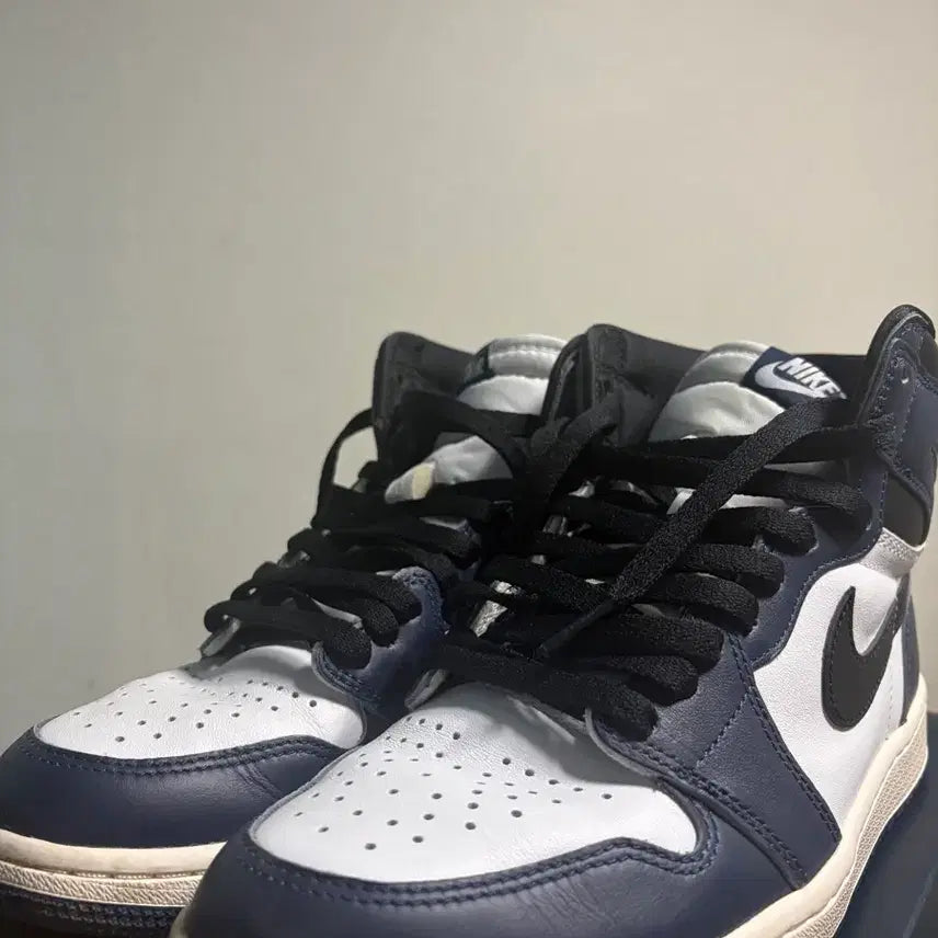 [BUNJANG] Nike Air Jordan 1 Retro High Midnight Navy / 나이키 조던 1 레트로 하이 미드나잇 네이비 265