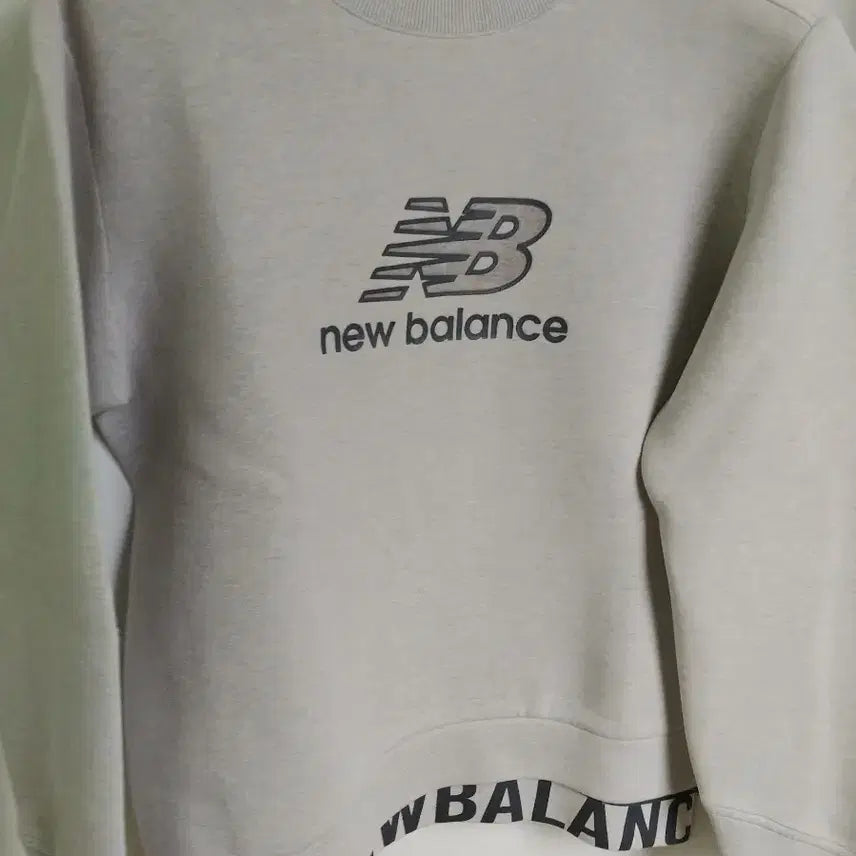 [BUNJANG] New Balance Hem Text Logo Sweatshirt Women's M/L / (정품)뉴발란스 밑단 텍스트로고 맨투맨 우먼 M/L