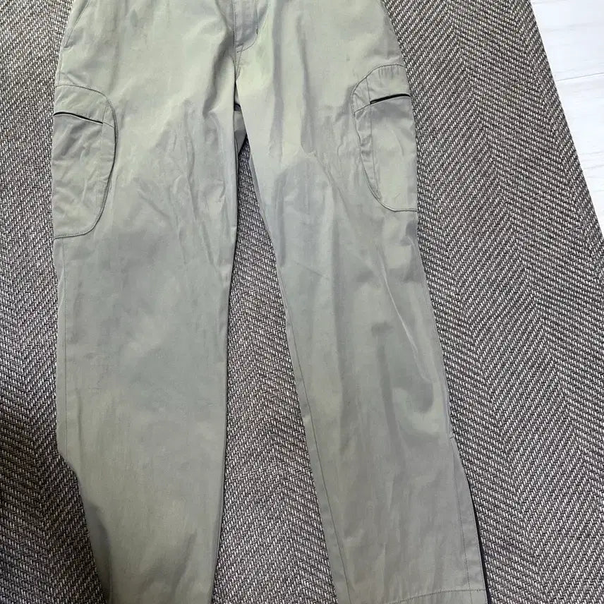 [BUNJANG] Unaffected Fisherman Pants M / 언어팩티드 피셔맨 팬츠 m
