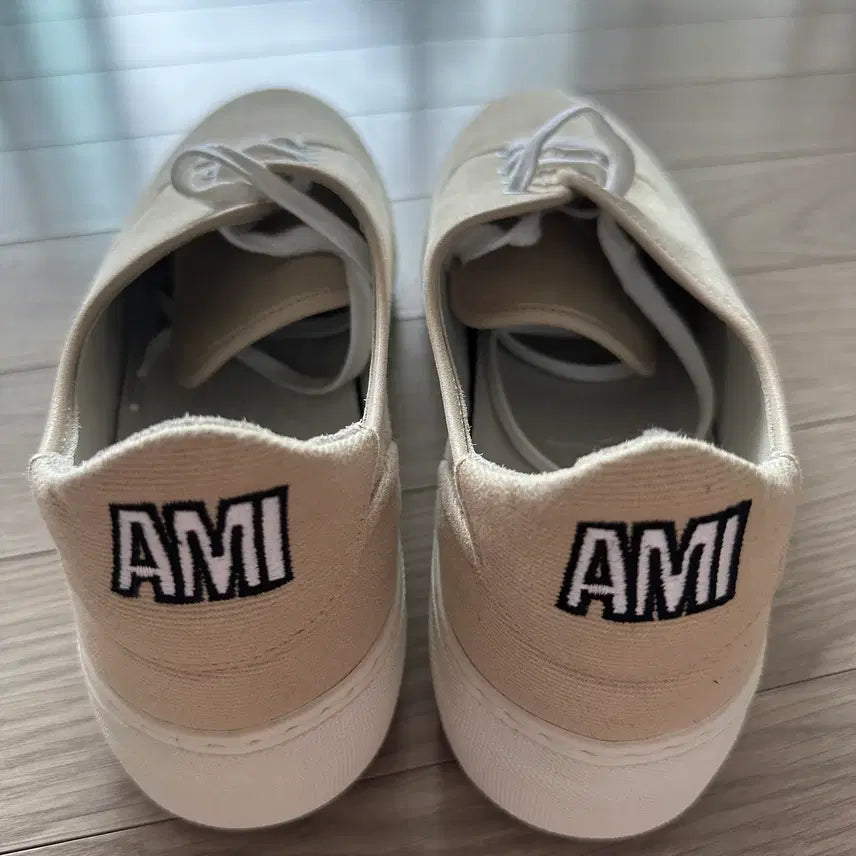 [BUNJANG] AMI Beige Sneakers / [43] 아미 베이지 스니커즈