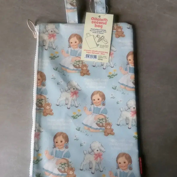 [BUNJANG] Oilcloth Pouch / 오일클로스 세컨드백