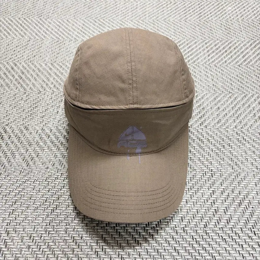 [BUNJANG] Nike ACG Two-Way Hat Sand Beige / (F)나이키 ACG 샌드베이지 투웨이 모자