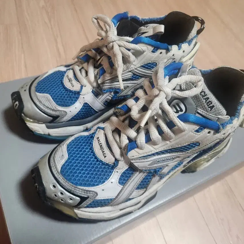 [BUNJANG] Balenciaga Triple S New Runner Blue Size 40 / 발렌시아가 트리플S 뉴러너 블루 40