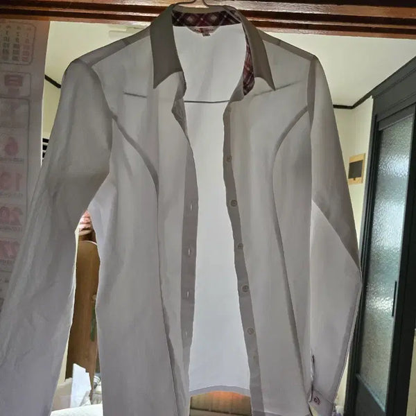 [BUNJANG] White School Uniform Style Shirt with Check Lining Accent / 화이트 교복 셔츠