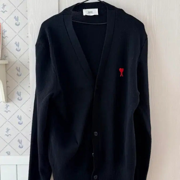 [BUNJANG] AMI Small Logo Cardigan Black M / 아미 스몰로고 가디건 블랙 M