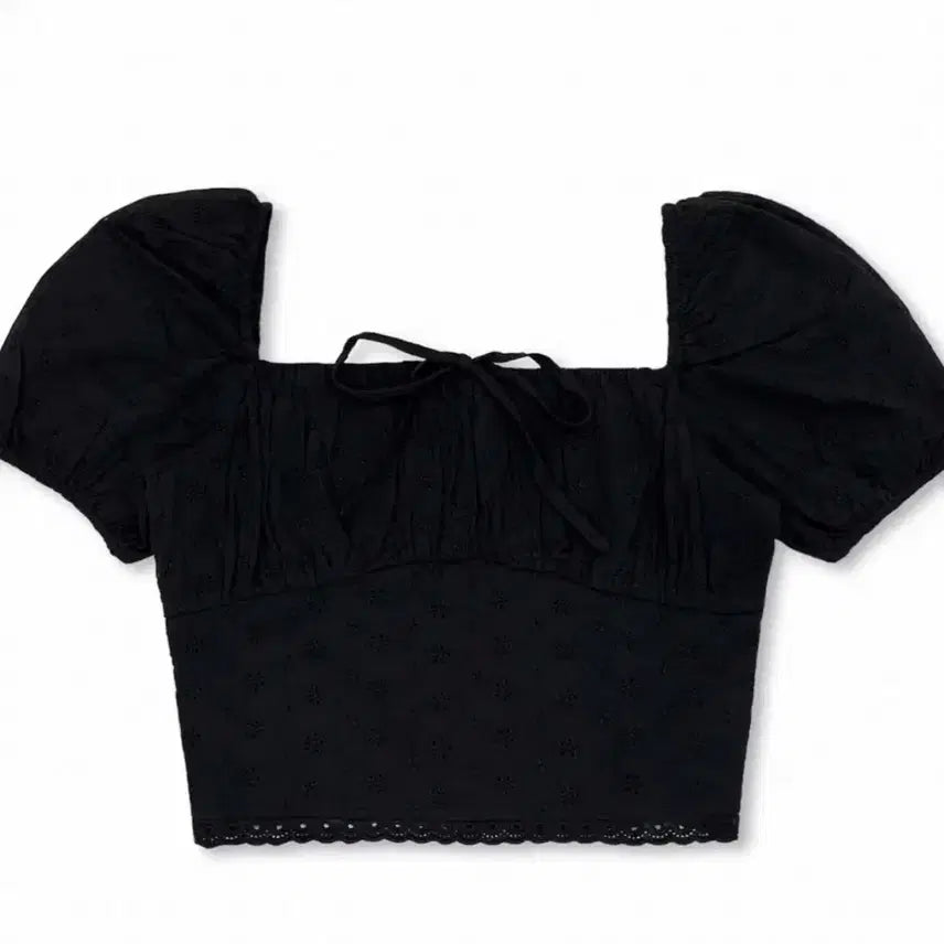 [BUNJANG] Pale Jde Floral Punching Blouse Black / 페일제이드 플로랄 펀칭 블라우스 블랙