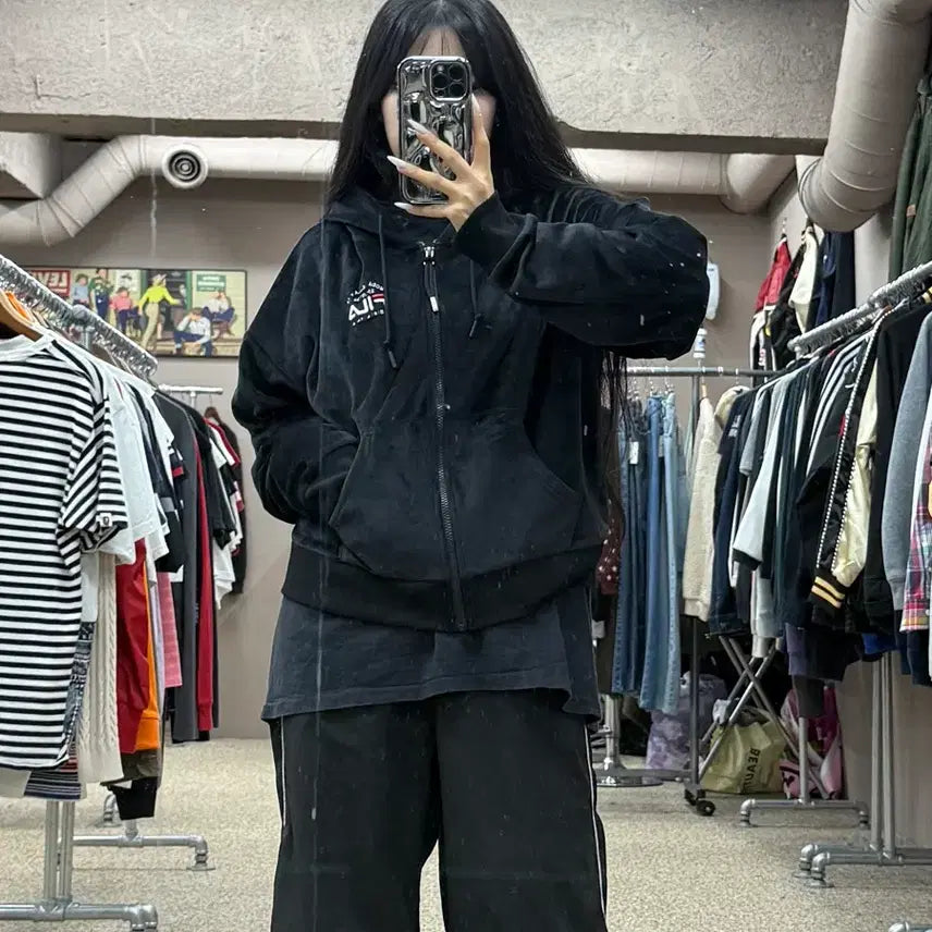 [BUNJANG] Fila Velvet Hooded Zip-Up Black / 휠라 벨벳 후드집업 블랙 S202