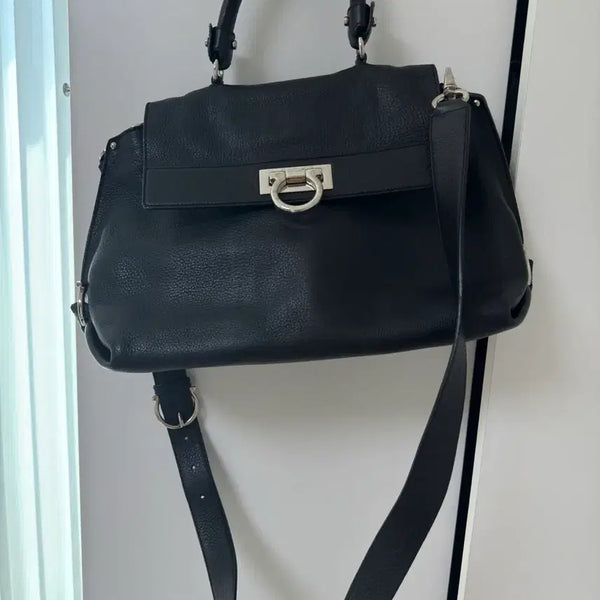[BUNJANG] Salvatore Ferragamo Tote Bag / 페라가모 토트백