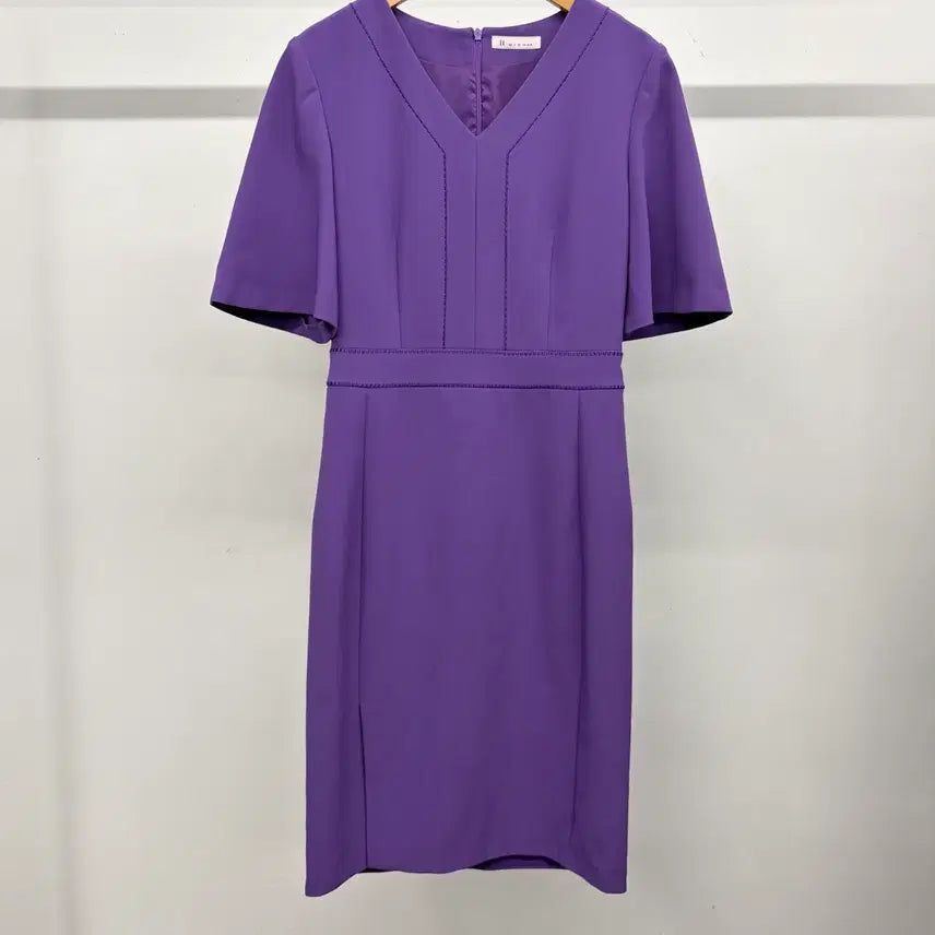 [BUNJANG] It Michaa V-Neck Stitch Dress Size 44 / 잇미샤 V넥 스티치 원피스 44사이즈