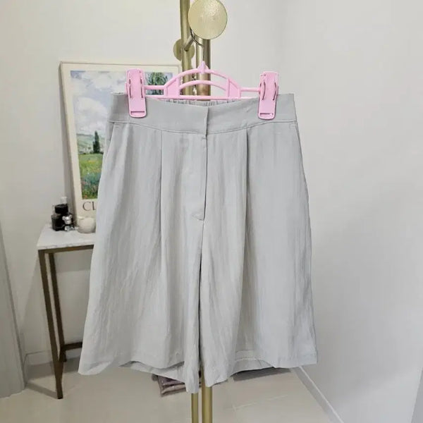 [BUNJANG] Pleated Bermuda Shorts / 핀턱 버뮤다팬츠