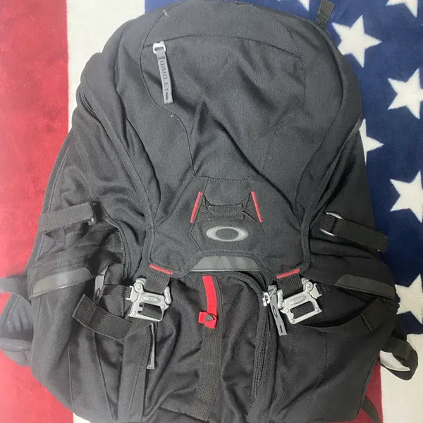 [BUNJANG] Oakley Utility Buckle Backpack / 오클리 유틸리티 버클 백팩