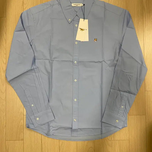 [BUNJANG] Maison Kitsuné Fox Head Embroidery Long Sleeve Shirt Light Blue 42 (L) / [새제품] 메종키츠네 폭스헤드 자수 긴팔셔츠 라이트블루 42(L)